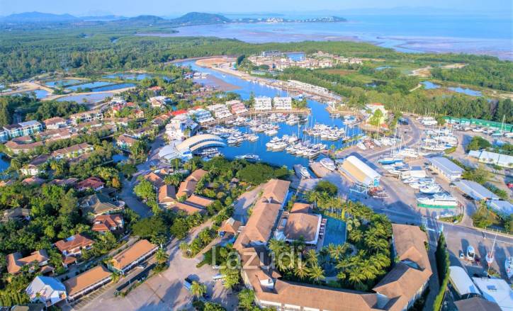 Boat Lagoon Resort