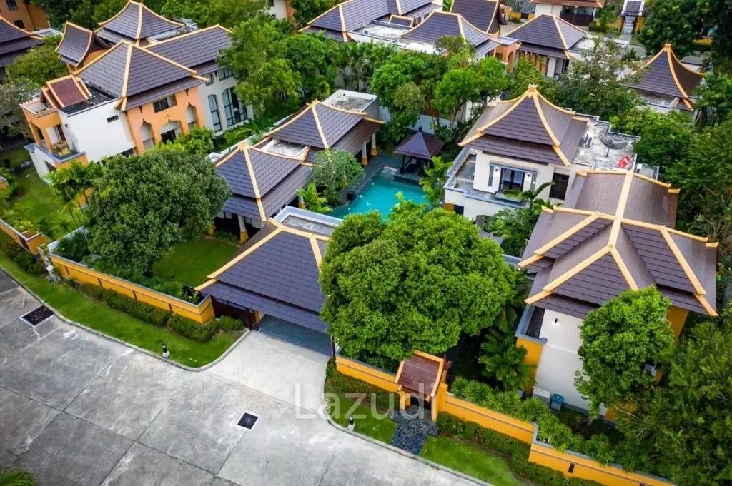 8 Beds 8 Baths 750 SQ.M. Phutara Villa Pattaya