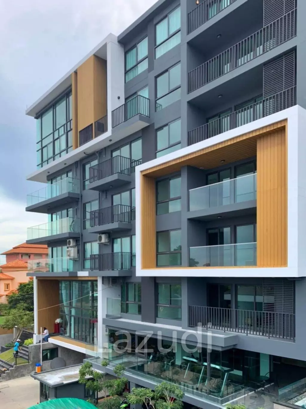 2 Bed 2 Bath 90.77 SQ.M The Win Condominium