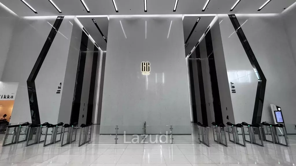 119 sqm high floor office for rent in 66 Tower Bangna Bangkok