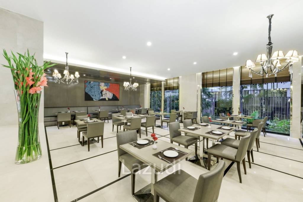 Centre Point Hotel Chidlom คอนโด