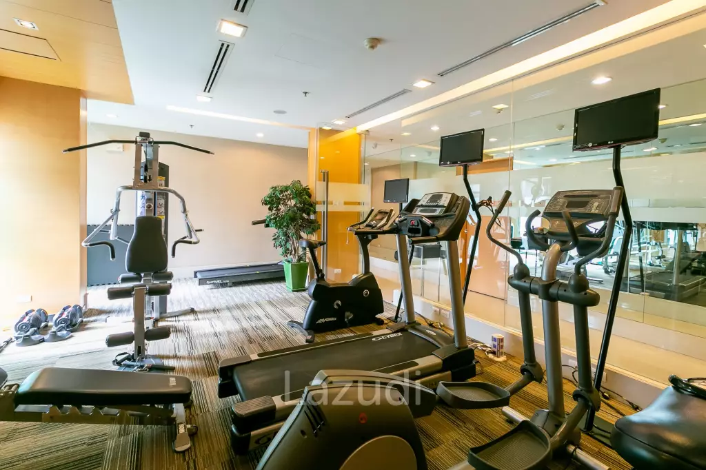 70 sqm 1 Bed Apartment at Baan Bannavan Khlong Tan Nuea