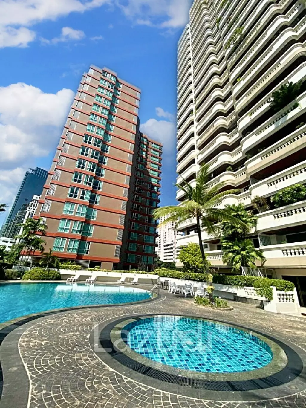 3 Bed 4 Bath 600 SQ.M at Charan Tower
