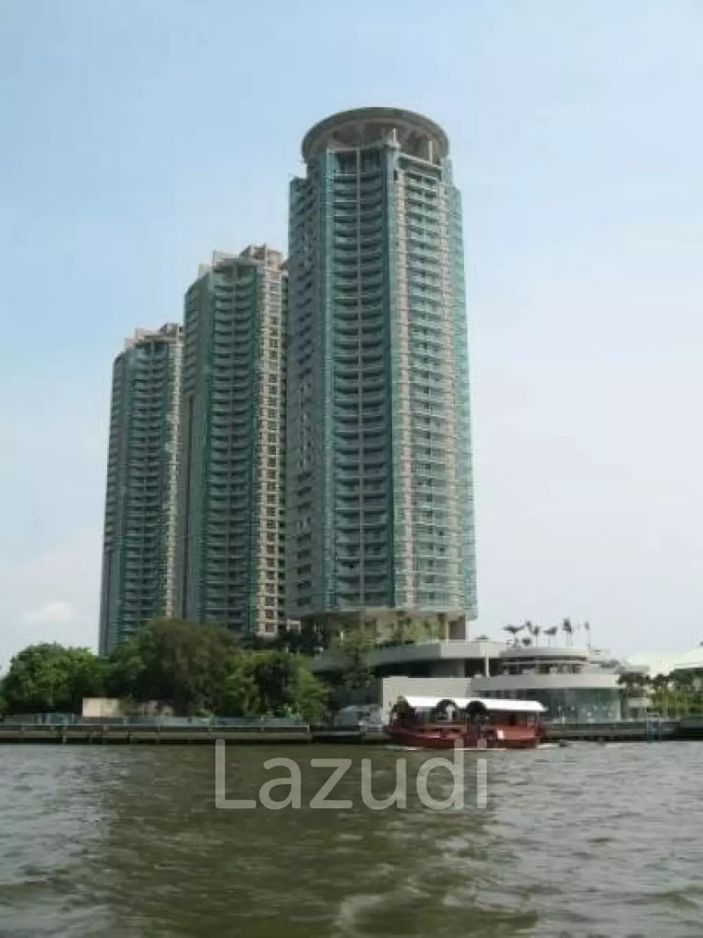 Stunning 2-Bed Condo With Skyline Views Bangkok