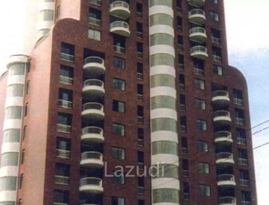 2 Bed 3 Bath  179 SQ.M. at Chidlom Place