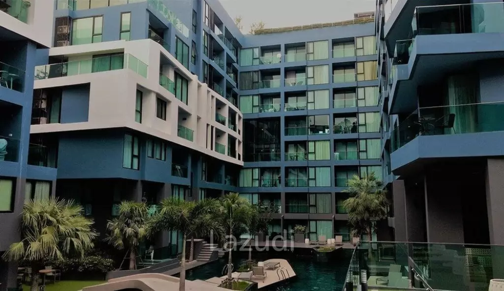 Studio for Sale in  Acqua Condominium