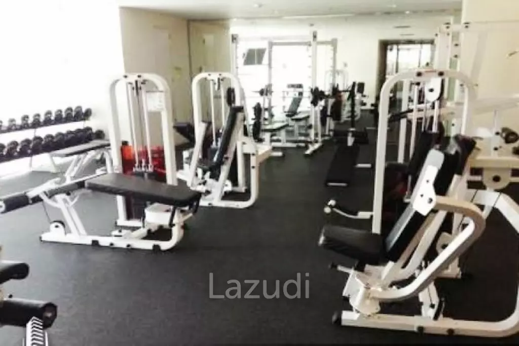 75 sqm high-floor condo at CitiSmart Sukhumvit 18 Khlong Toei Bangkok