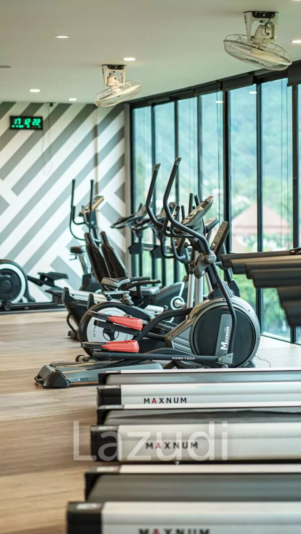 Foreign Freehold 1-Bedroom Condo for Sale near Kamala Beach