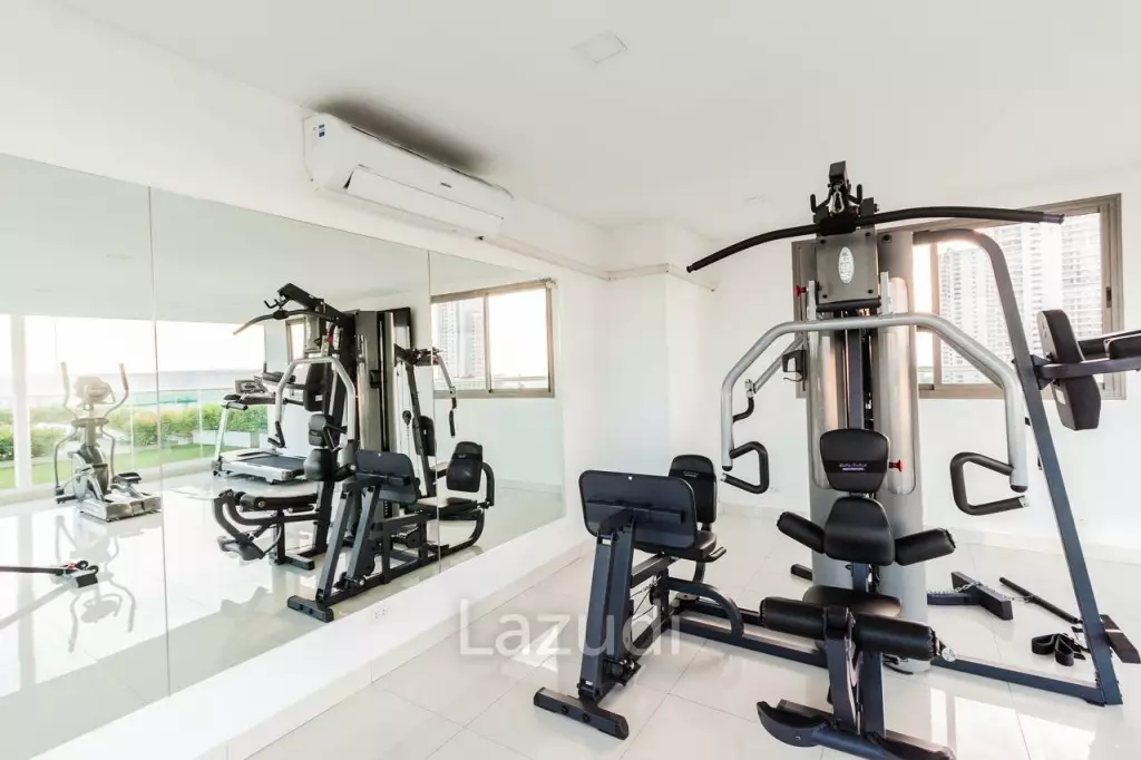Beachfront Condo for Rent in Club Royal