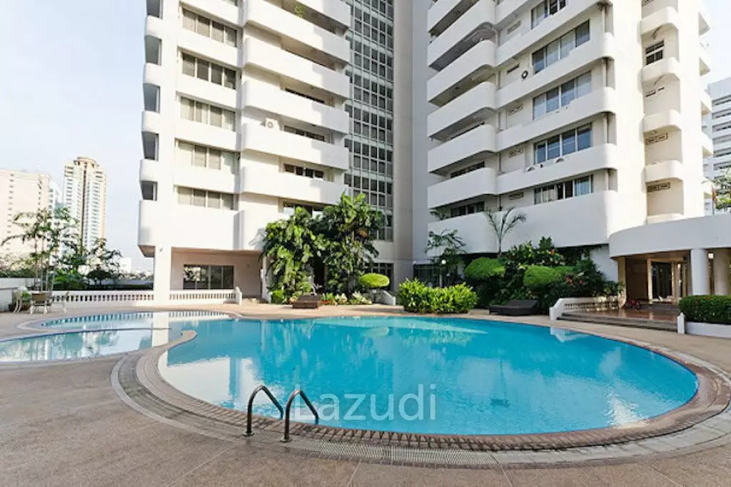 Newly renovated 3BR 250SQM at D.S.tower1 sukhumvit33