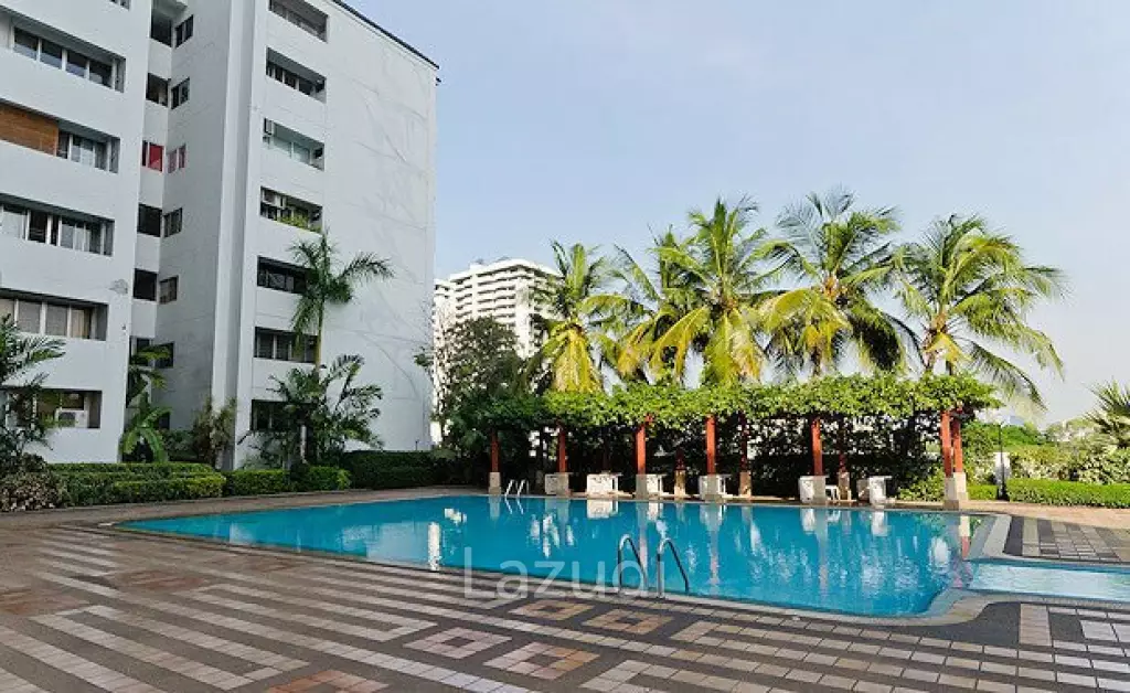 3 Bed 2 Bath 138 SQ.M D.S. Tower 2 Sukhumvit 39