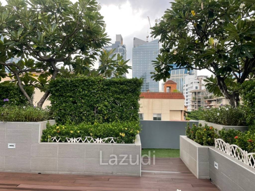 Dazzle Sukhumvit 7