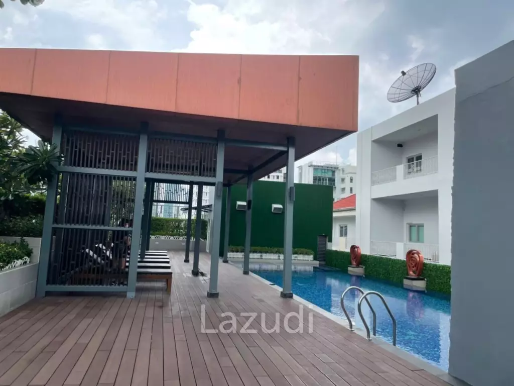 2 Bed 2 Bath 62 SQ.M Dazzle Sukhumvit 7