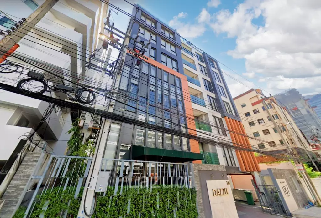 2 Bed 2 Bath 62 SQ.M Dazzle Sukhumvit 7