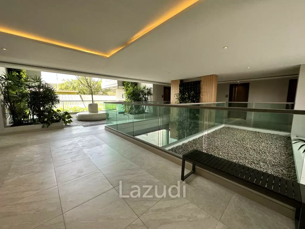 2 Bedroom 59 SQ.M. for Sale Econdo Bang Saray
