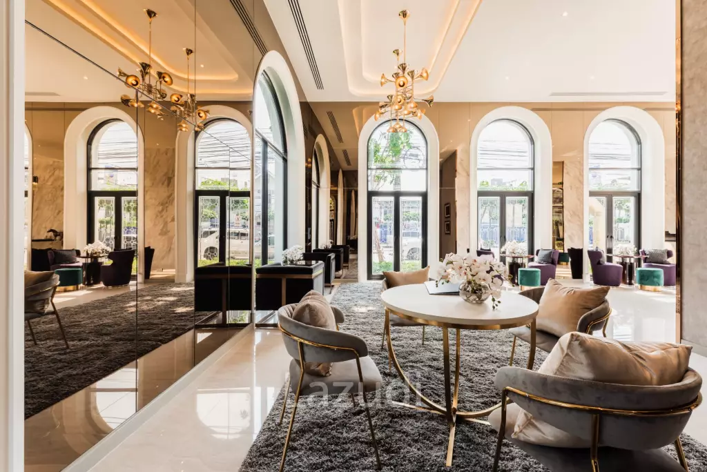2 Bed 2 Bath 61.90 Sq.M. Altitude Symphony Charoenkrung-Sathorn