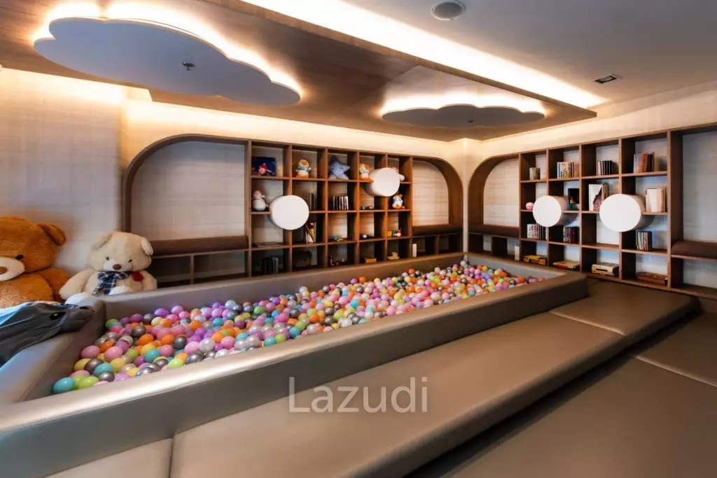 2 Bed 2 Bath 61.90 Sq.M. Altitude Symphony Charoenkrung-Sathorn