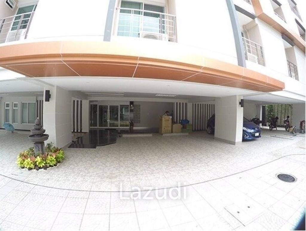 Flawless Sathorn Residence