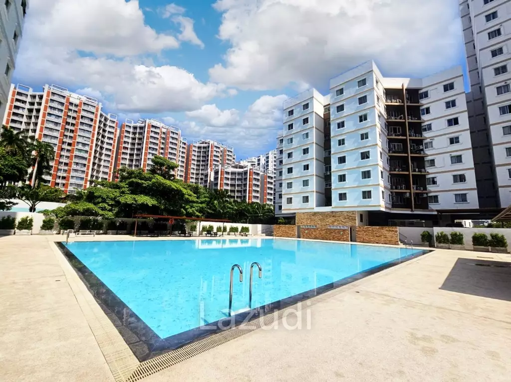 Fortune Condo Town: Spacious 2-Bedroom in Chong Nonsi