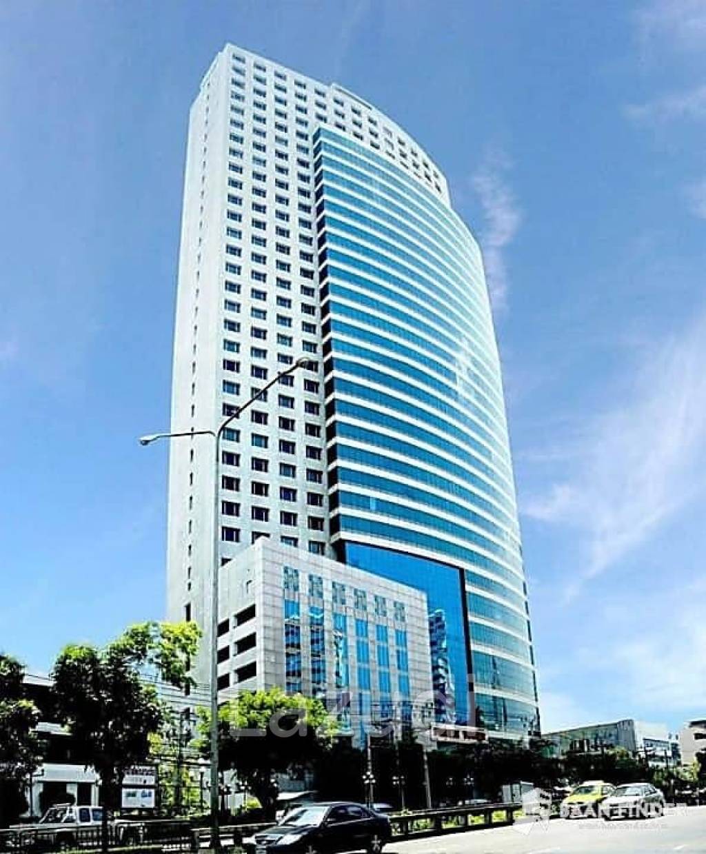 Forum Tower