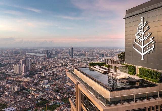 Four Seasons Private Residences