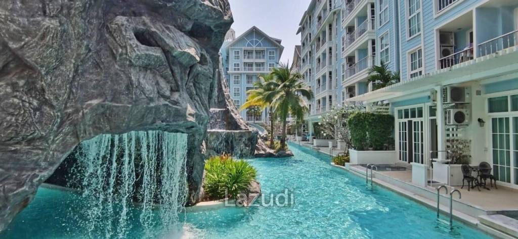 Grand Florida Beachfront Condo Resort Pattaya