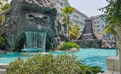 Grand Florida Beachfront Condo Resort Pattaya