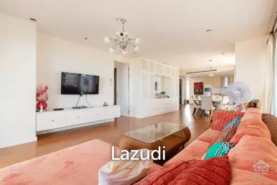 BOATHOUSE : 3 Bed Seaview condo