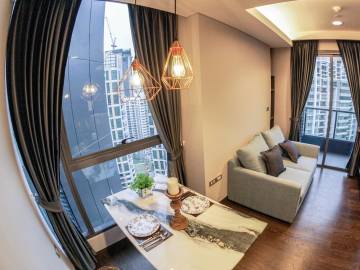 2 Bedrooms 2 Bathroom 30 SQ.M The Lumpini 24