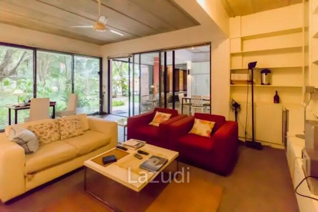 3 Bed Condo in Khao Takiab