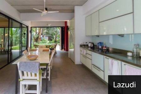 3 Bed Condo in Khao Takiab