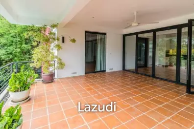 2 Bed Condo in Khao Takiab