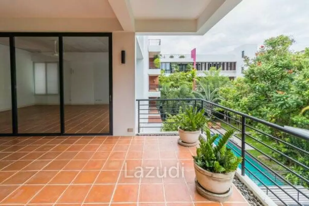2 Bed Condo in Khao Takiab