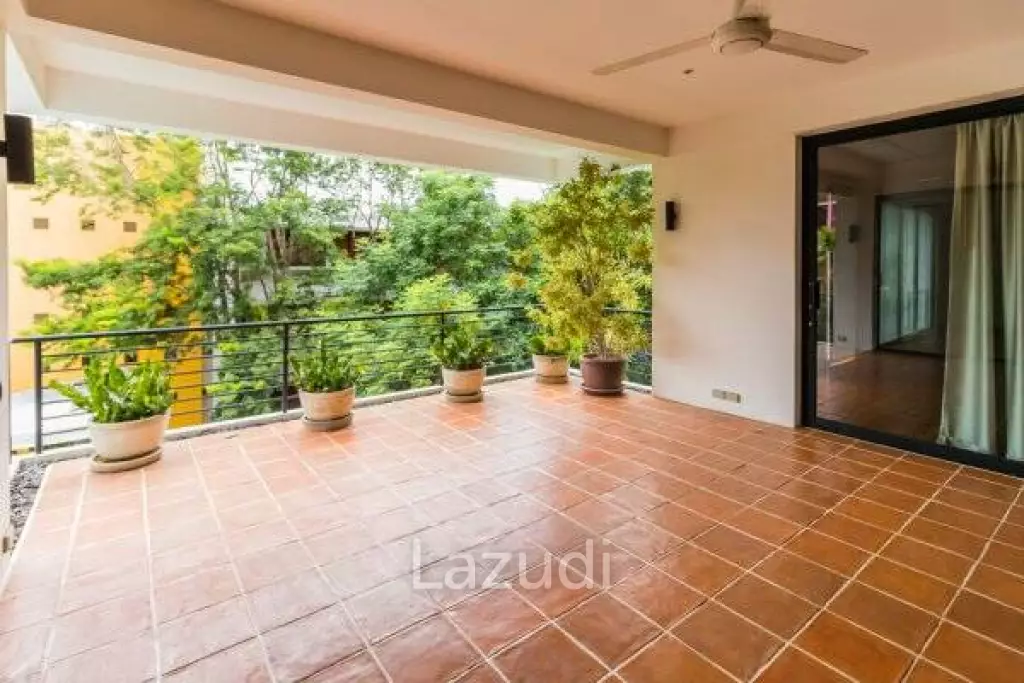 2 Bed Condo in Khao Takiab