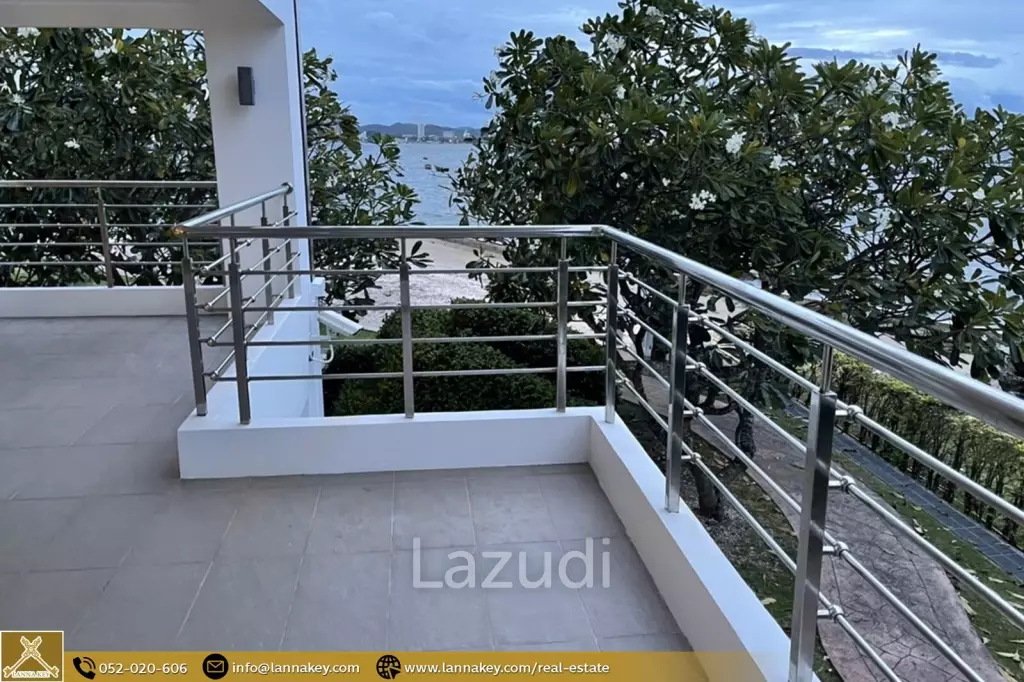 Condo 156 sqm. for Sale 180°seaview in Chonburi.
