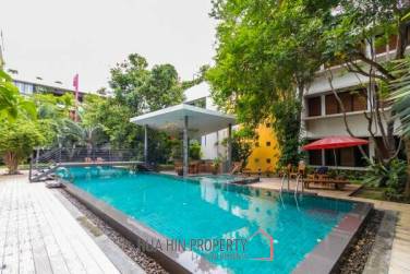 4 Bed Condo in Khao Takiab
