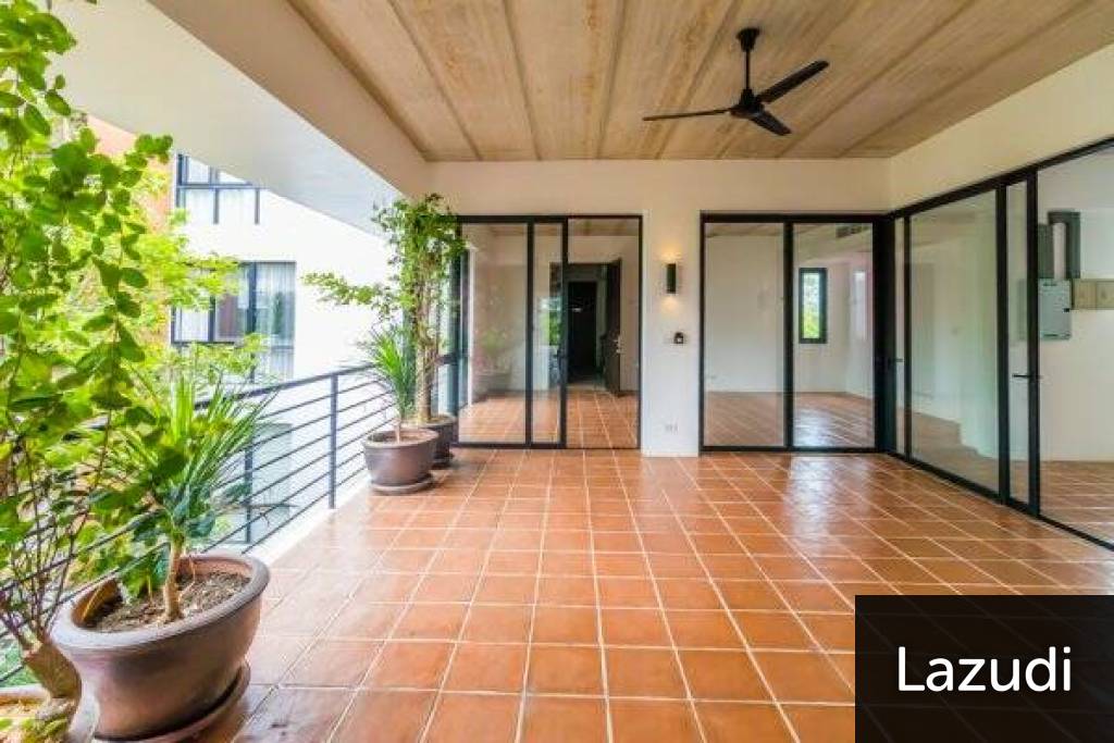 4 Bed Condo in Khao Takiab