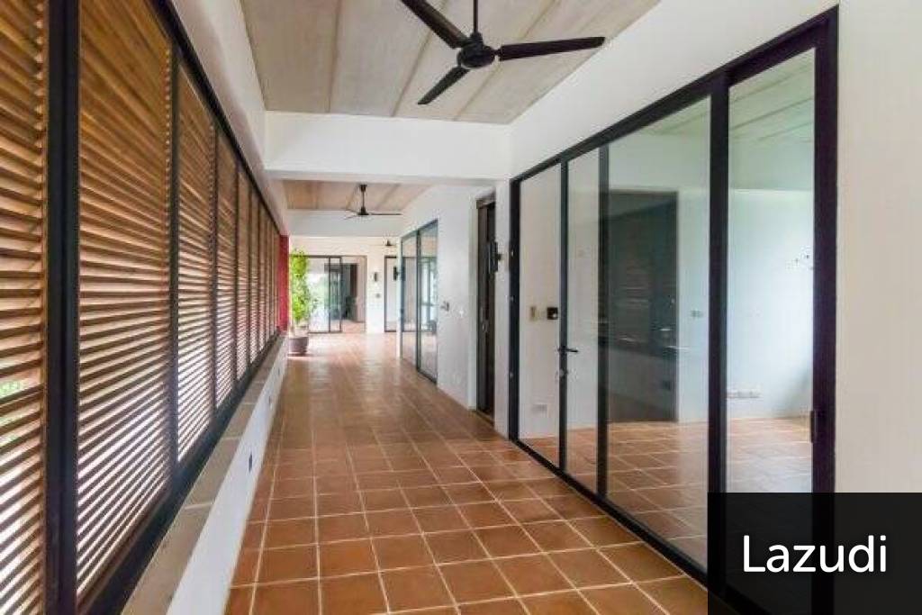 4 Bed Condo in Khao Takiab