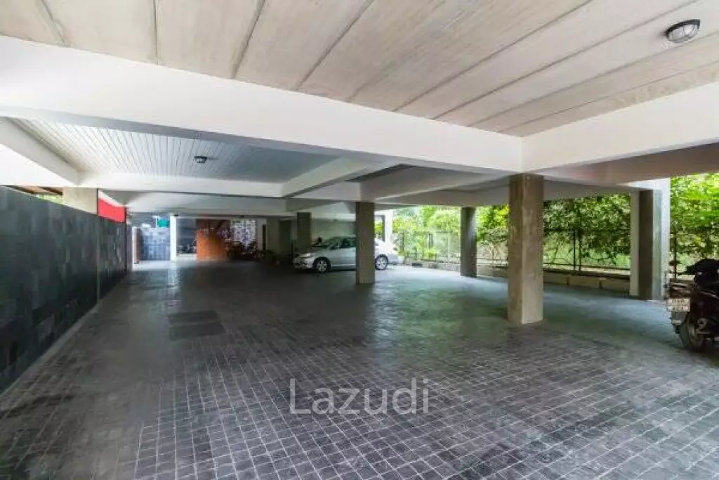 4 Bed Condo in Khao Takiab
