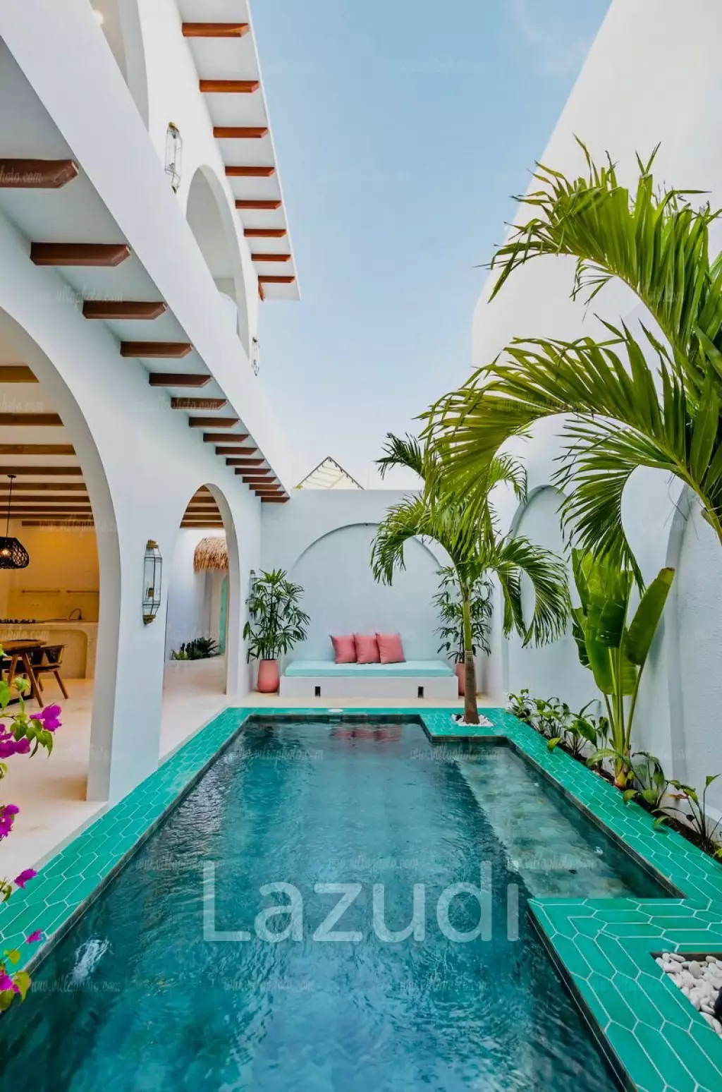 Stunning Freehold villa in Pererenan 3 bedrooms fully furnished