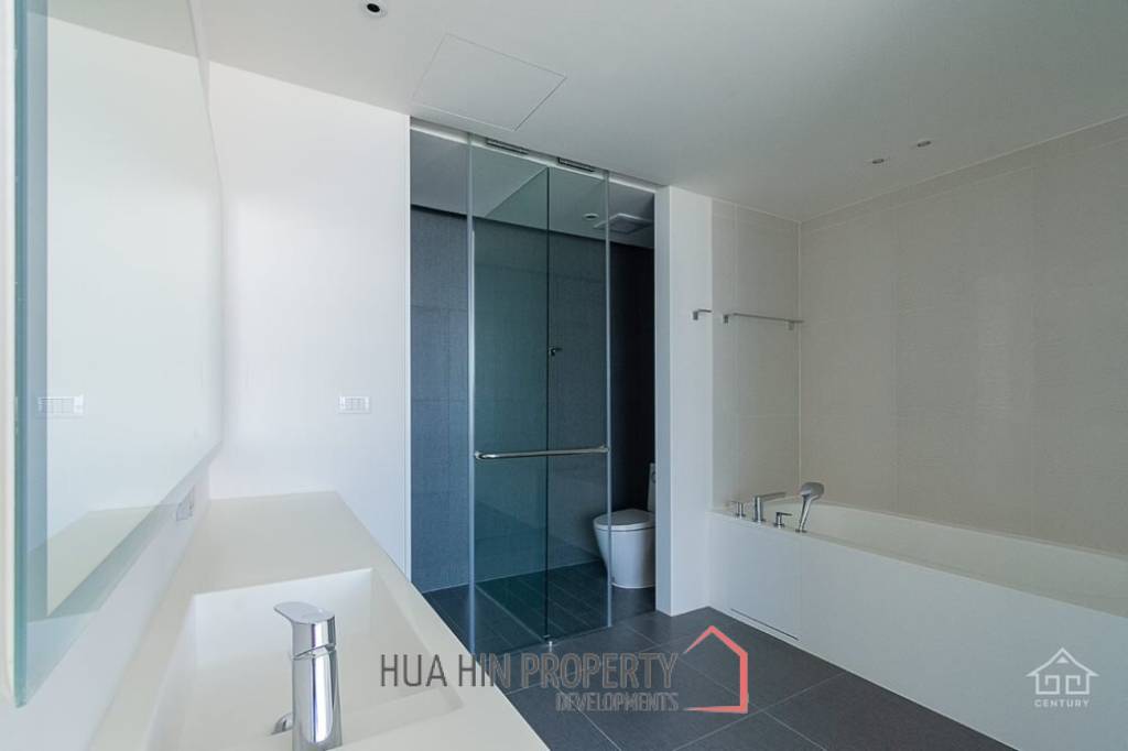 VERANDA RESIDENCE : 3 bed penthouse (**Promotion now)