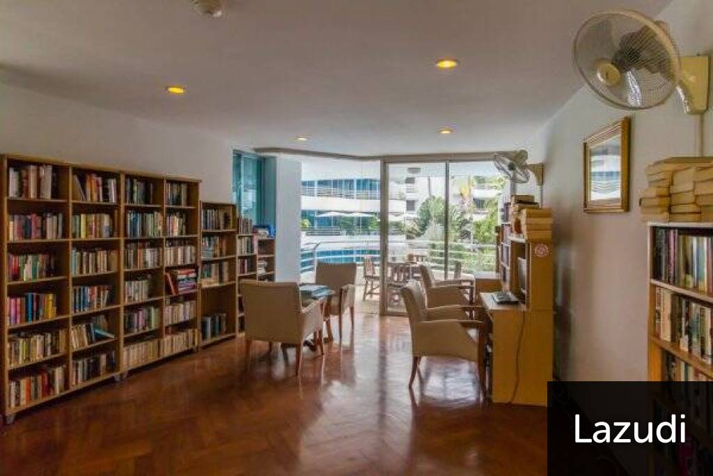 Luxury 2 Bed Beachfront Condo