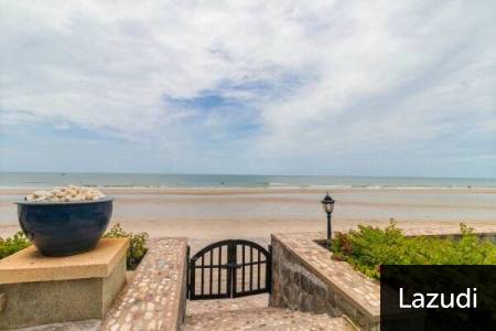 Luxury 2 Bed Beachfront Condo