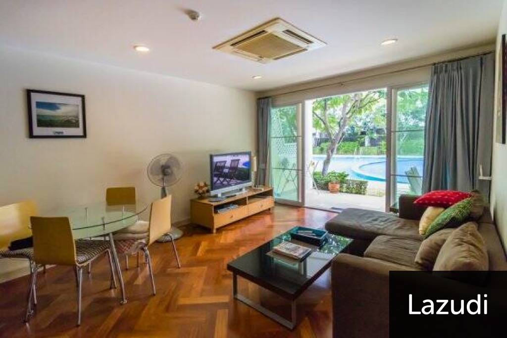 2 Bed Beachfront Condo in Town 2 Bed Beachfront Condo in Town
