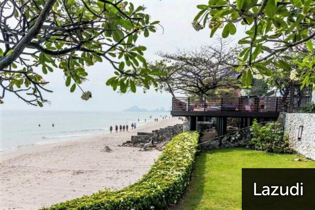 2 Bed Beachfront Condo in Town 2 Bed Beachfront Condo in Town