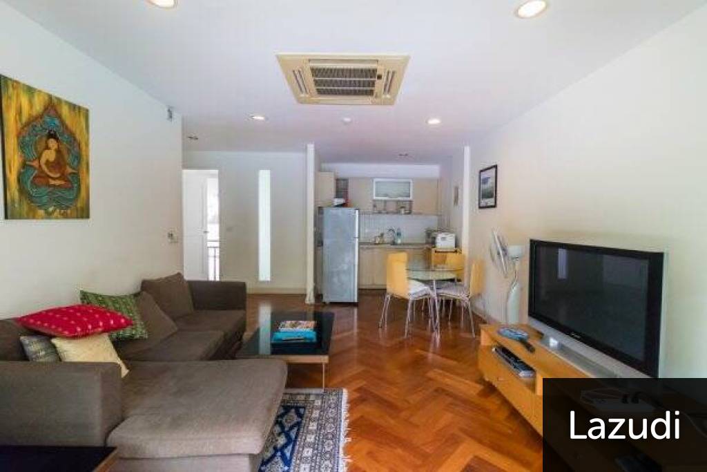 2 Bed Beachfront Condo in Town 2 Bed Beachfront Condo in Town
