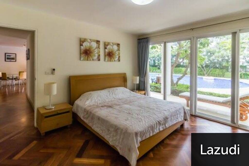 2 Bed Beachfront Condo in Town 2 Bed Beachfront Condo in Town