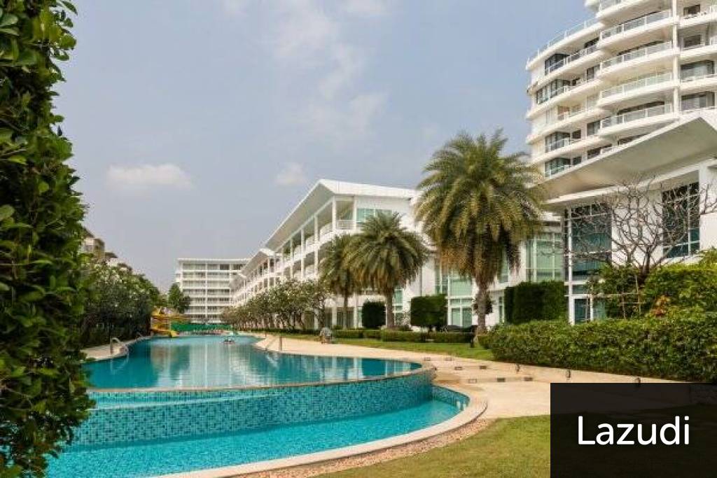 2 Bed Beachfront Condo in Town 2 Bed Beachfront Condo in Town