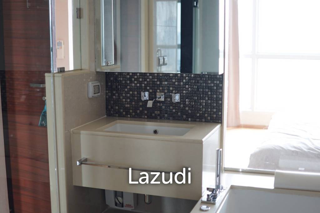 2 bed 2 bath 65 SQ.M The Address Asoke