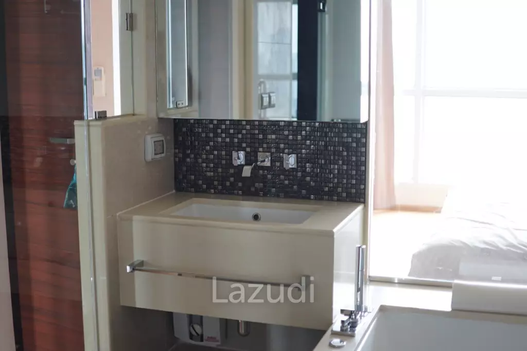 2 bed 2 bath 65 SQ.M The Address Asoke